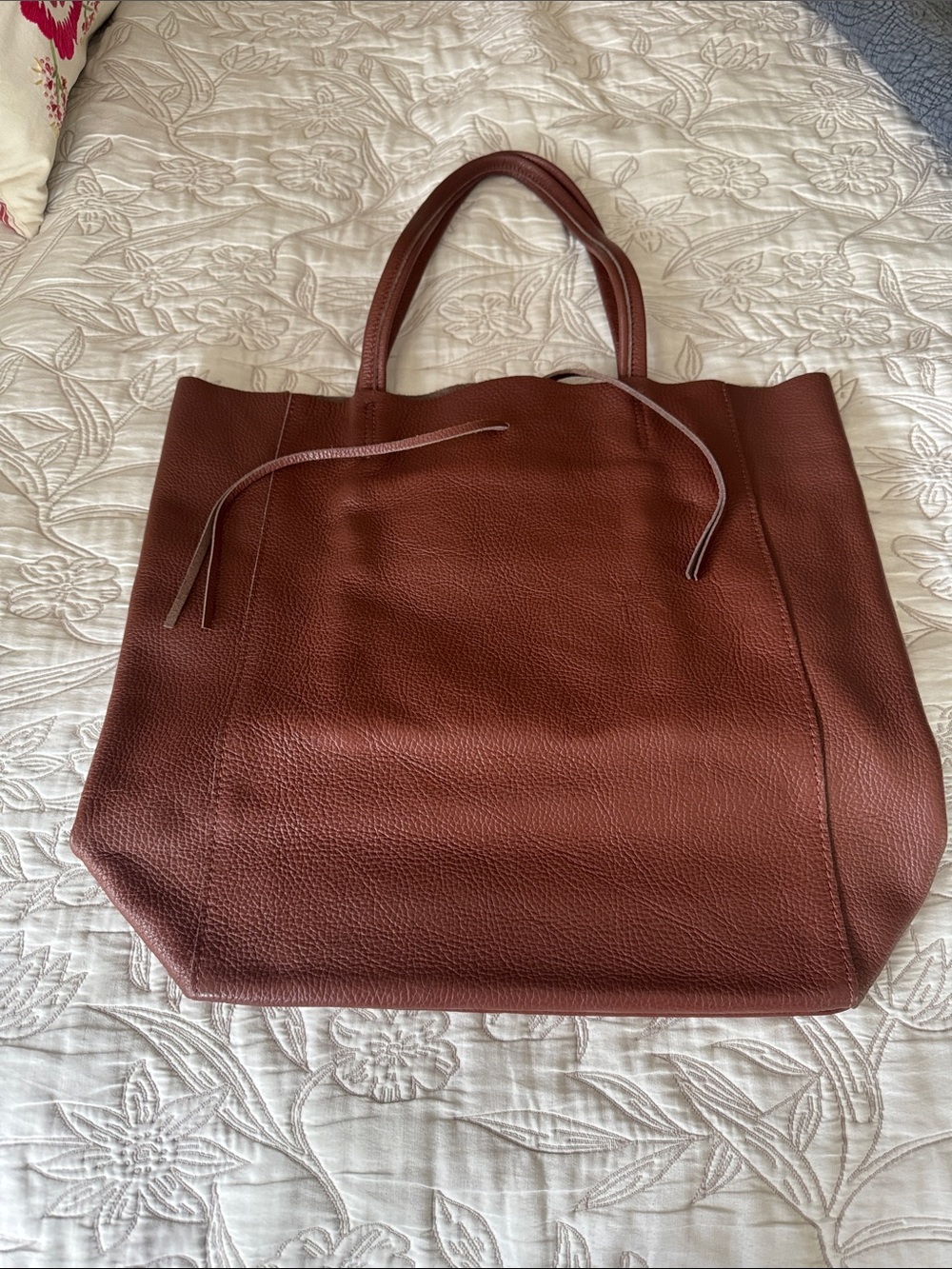 Classic Women's Leather Tote Bag in Rich Brown , from Italy